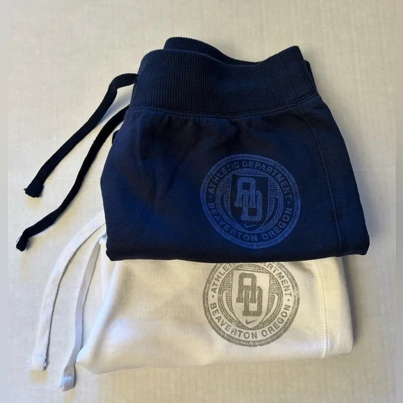 Vintage Nike The Athletic Dept Beaverton Oregon bundle of 2 shorts Sz-M.  W18 - Picture 9 of 12